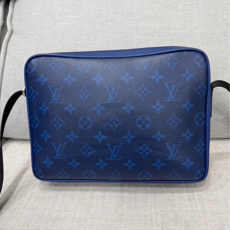 LV M30242 outdoor Monogram藍色老花拼皮郵差 斜背包-37