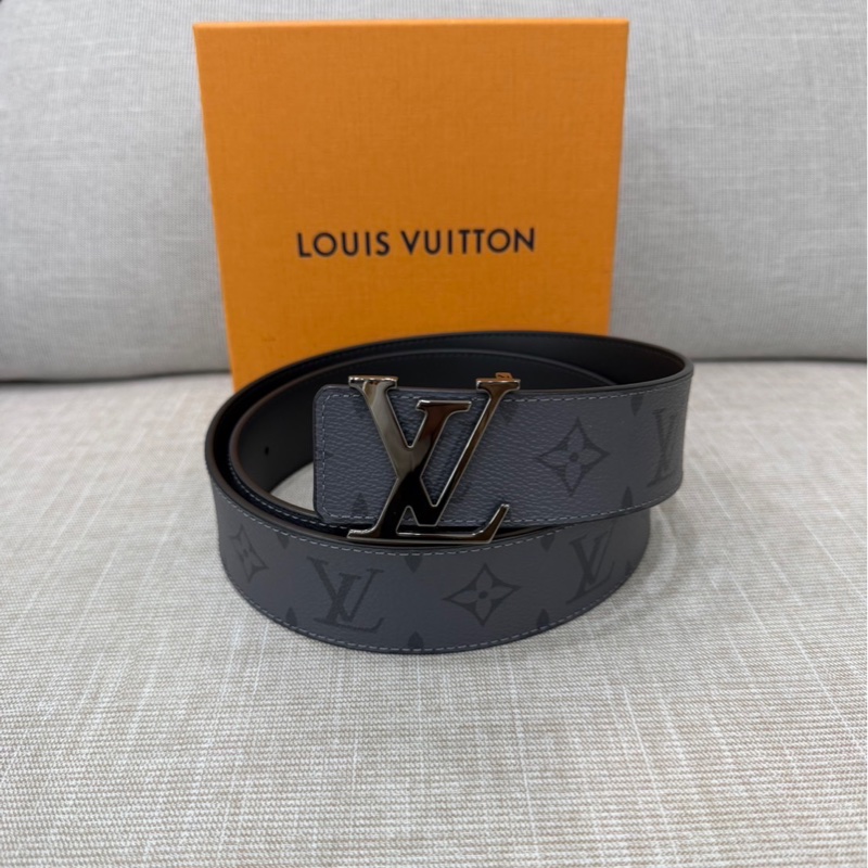 LV Initials 40毫米雙面皮帶 灰色老花-0