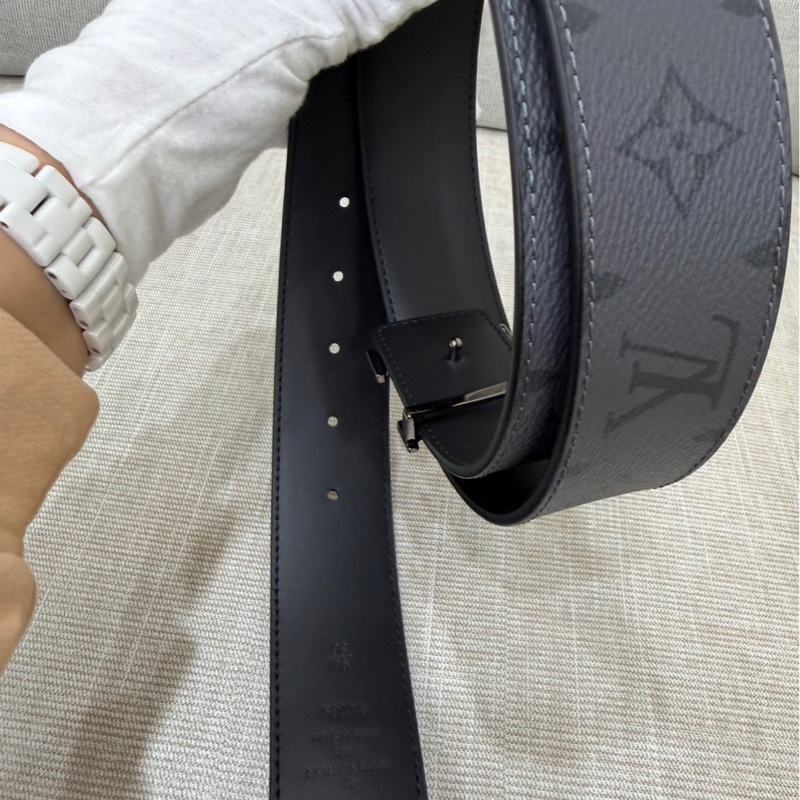 LV Initials 40毫米雙面皮帶 灰色老花-12