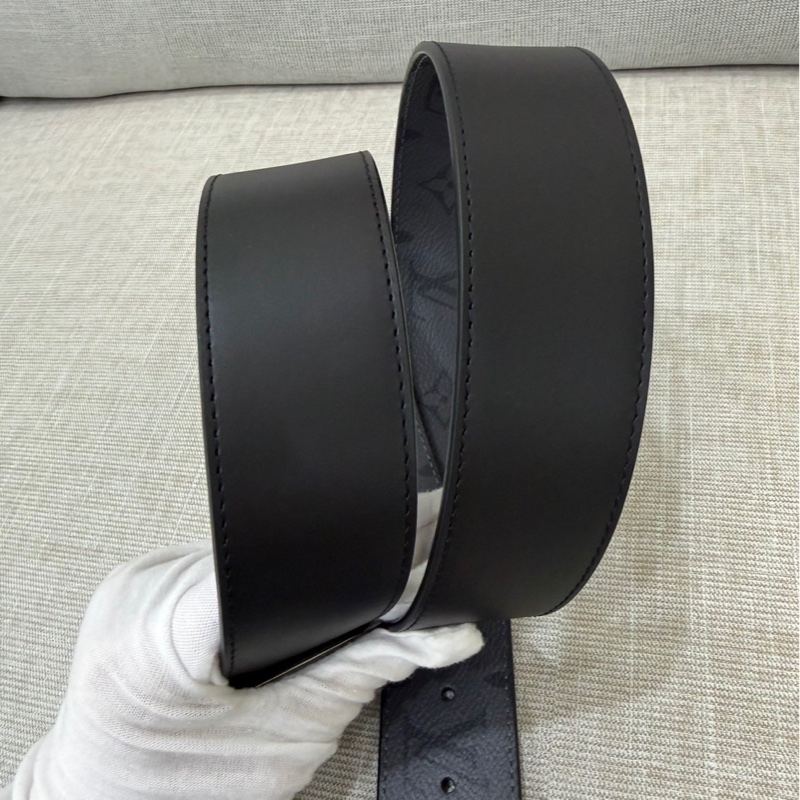 LV Initials 40毫米雙面皮帶 灰色老花-13