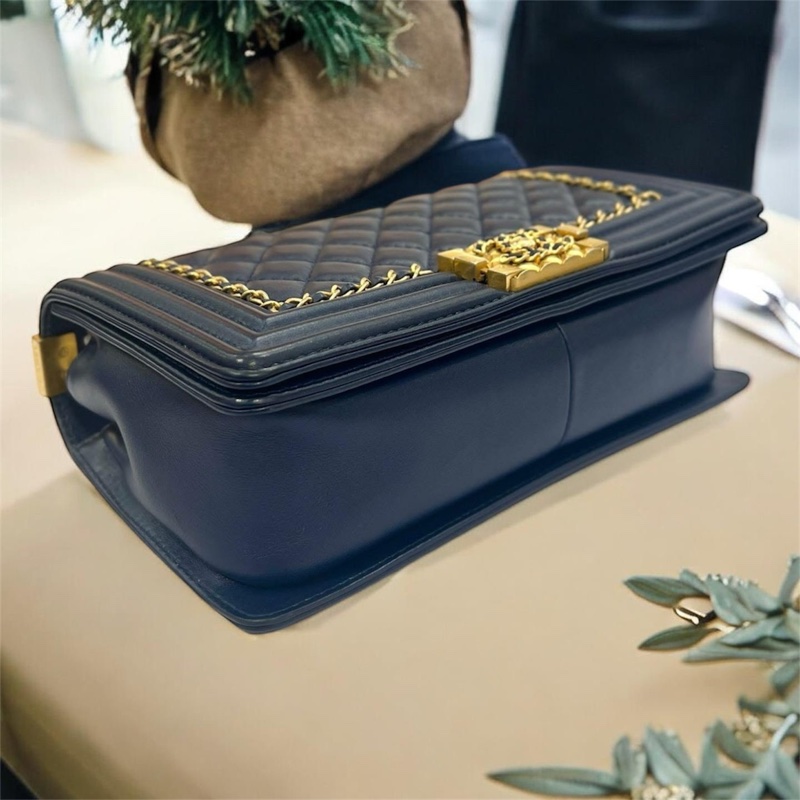 CHANEL 香奈兒 藍色 羊皮 菱格 25公分boy鍊包/肩背包/斜背包-3