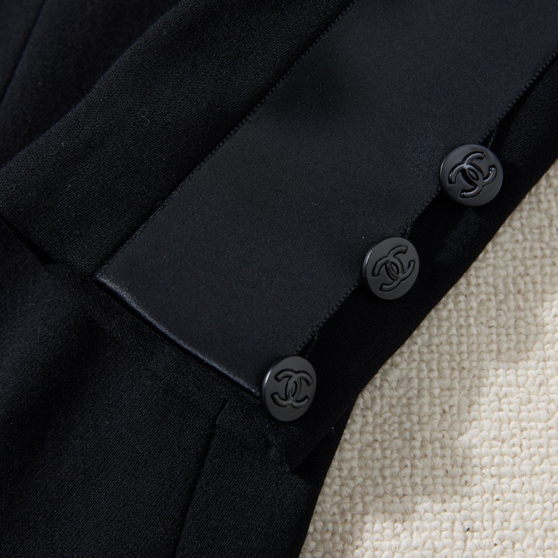 ❤️CHANEL 拼接款修身長款外套 經典CC紐扣-3