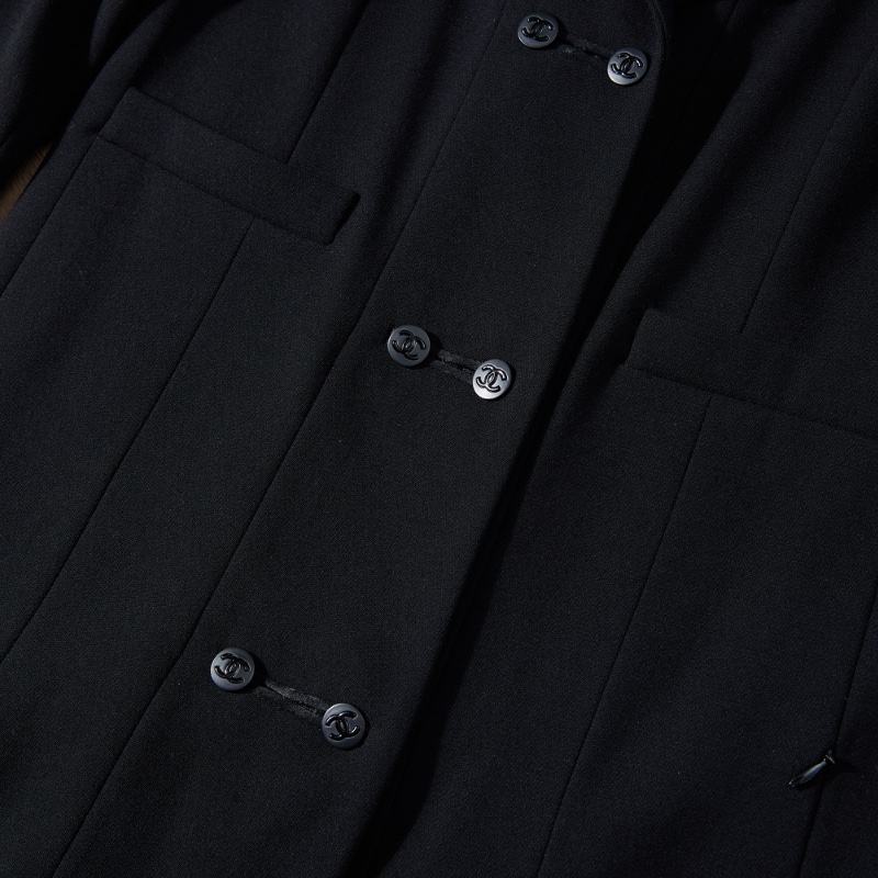 ❤️CHANEL 拼接款修身長款外套 經典CC紐扣-5