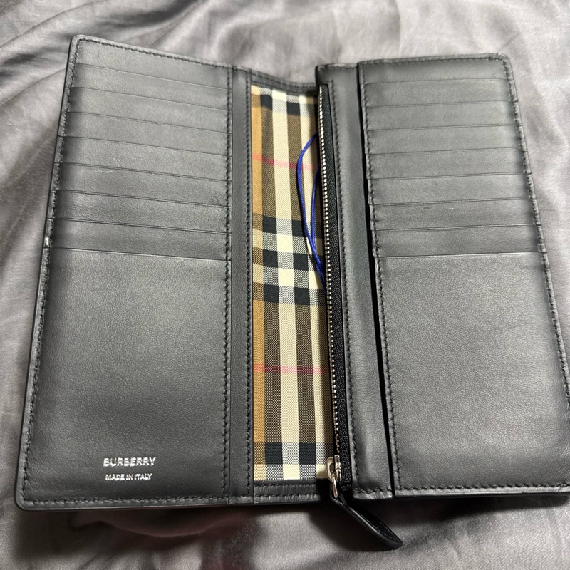 BURBERRY 荔枝紋牛皮內格紋長夾 80840701-0