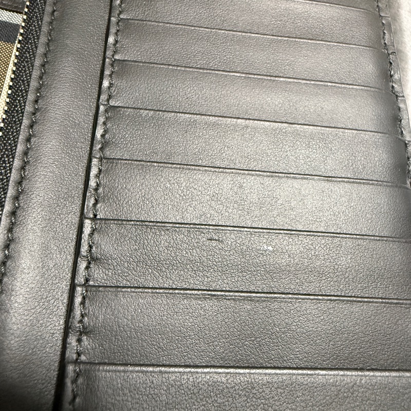 BURBERRY 荔枝紋牛皮內格紋長夾 80840701-18