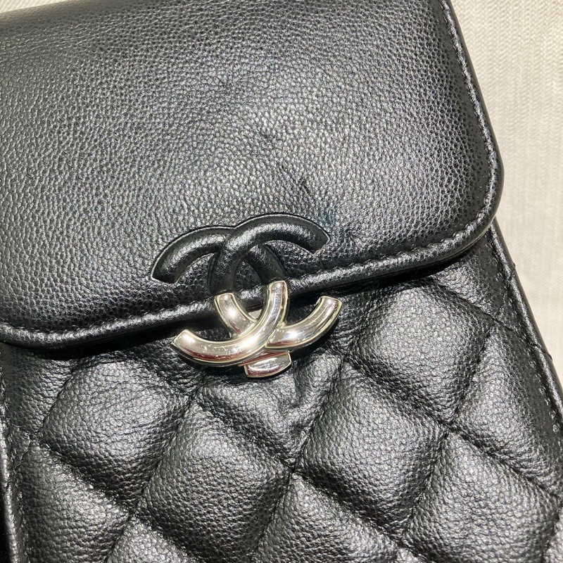 Chanel 香奈兒 95新黑銀手機包 (閒置品)-10