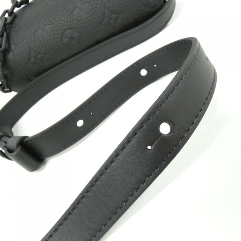 路易威登 Taurillon Monogram Steamer 穿戴式錢包 M81746 肩背包-4