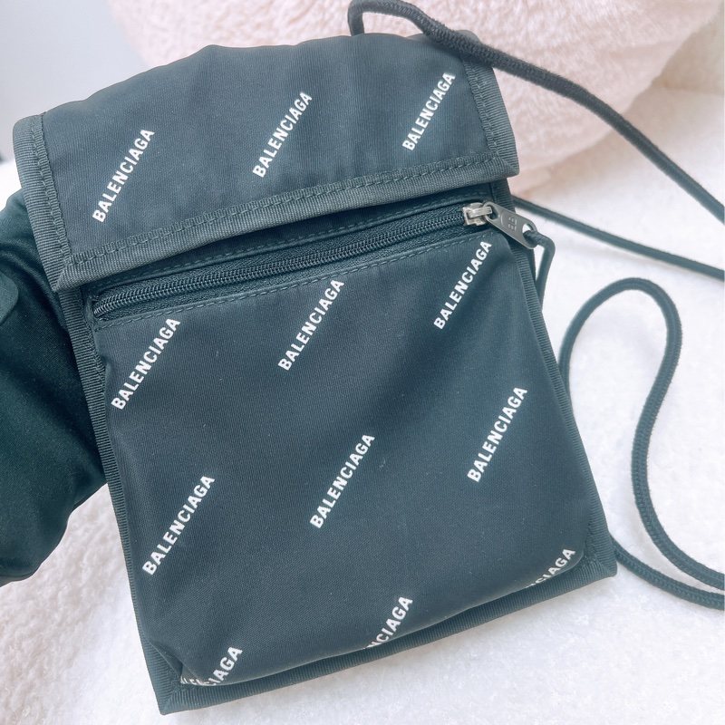 Balenciaga explorer 黑色手機包-1