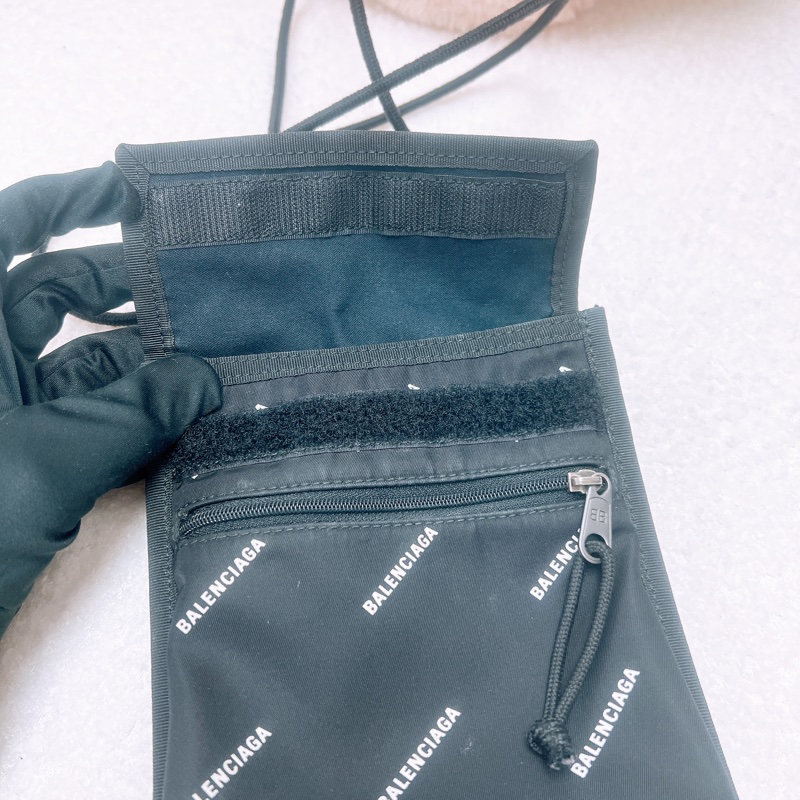 Balenciaga explorer 黑色手機包-9