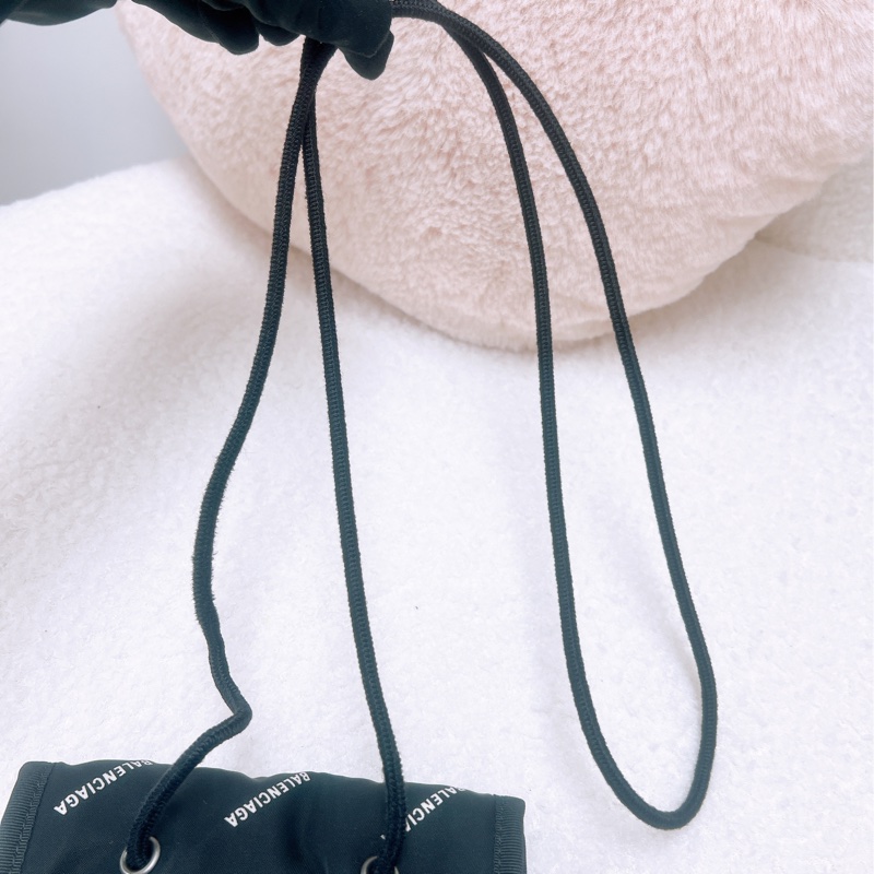 Balenciaga explorer 黑色手機包-12