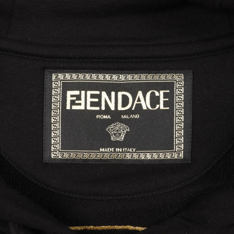 FENDI x VERSACE FENDACE 美杜莎刺繡連帽衫，純棉材質，黑色，二手男款 #M-2
