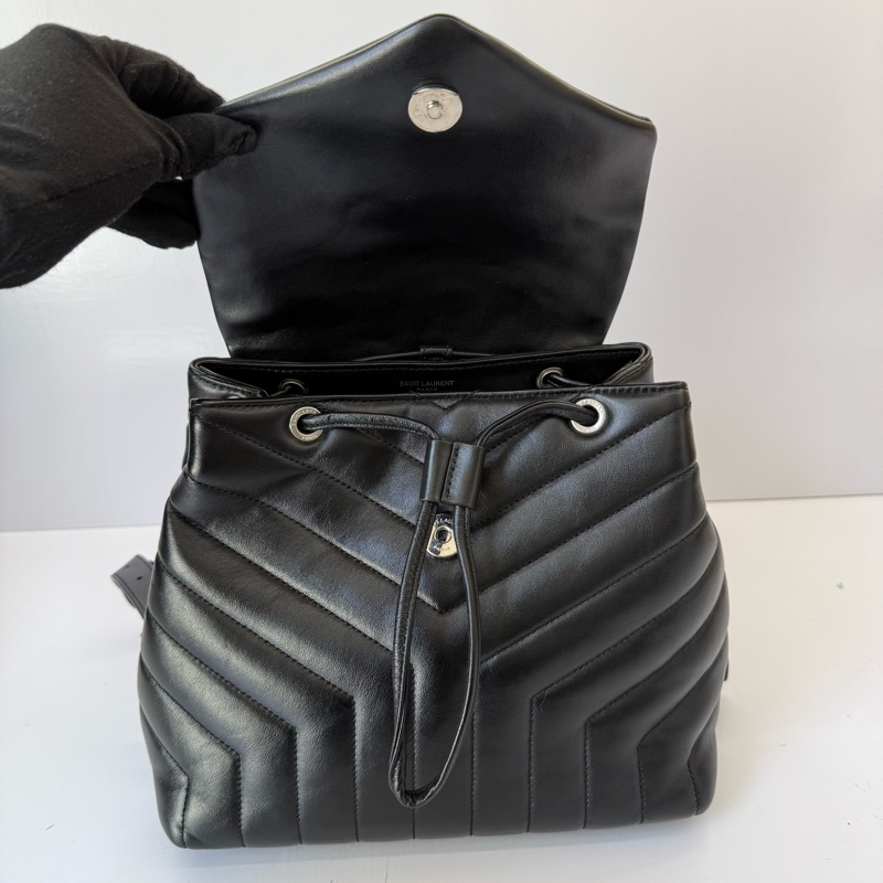 YSL 聖羅蘭 黑色牛皮後背包 LOULOU BACKPACK 487220-4