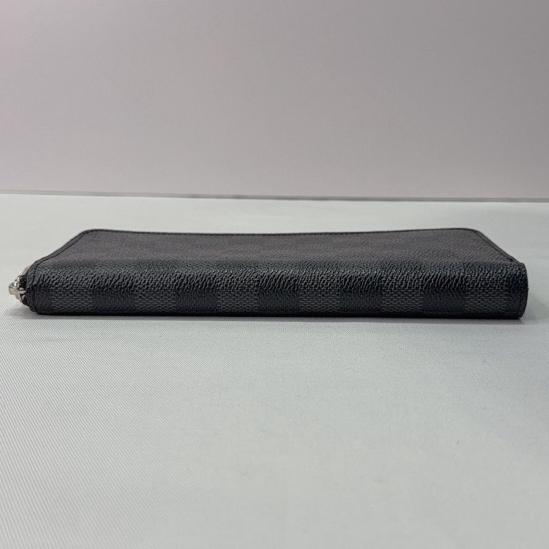 LV 黑灰棋盤格拉鏈長夾-8