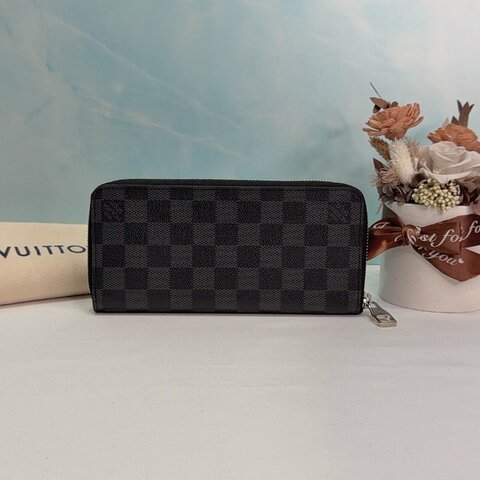 LV 黑灰棋盤拉鏈長夾