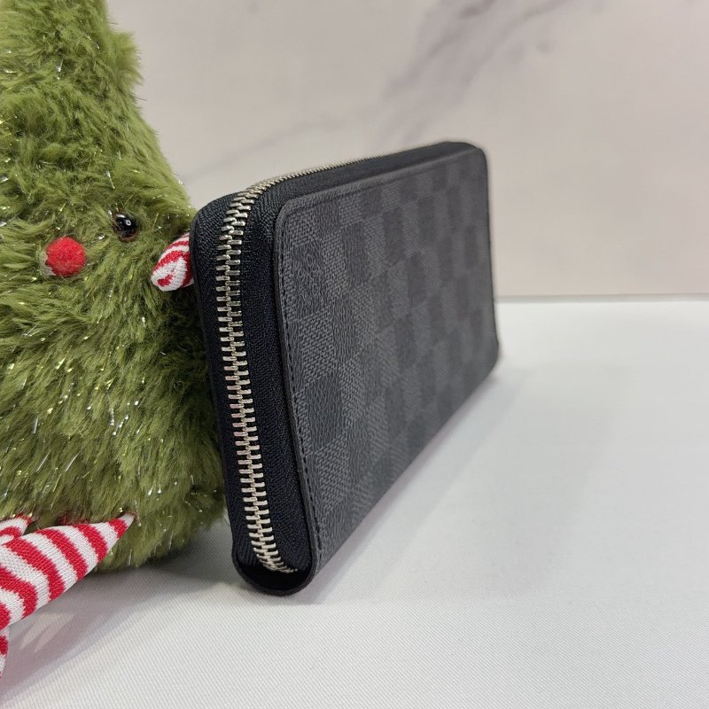 LV 黑灰棋盤格直式拉鏈長夾-3