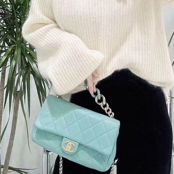 Chanel  大mini 鏈條包 Tiffany藍淡金扣24X16X6cm 98新配件塵袋 保卡-0