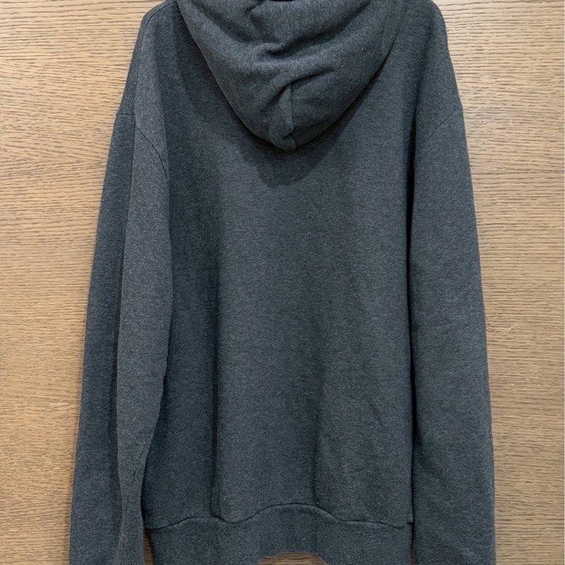 LV 深灰連帽上衣-1