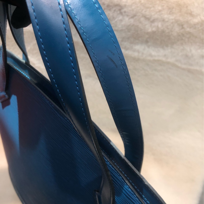 LV EPI 藍色手挽包 XA462-14