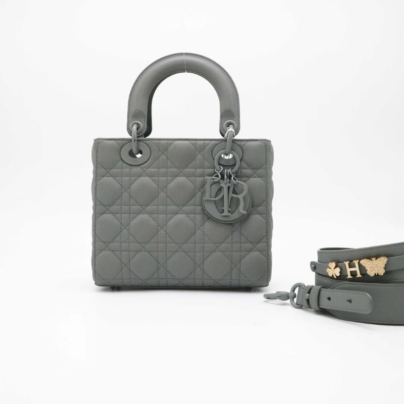 DIOR 磨砂灰 SOGREY 四格 徽章肩帶 黛妃包清冷磨砂灰20*18*8 98新配件肩帶 徽章 塵袋-2