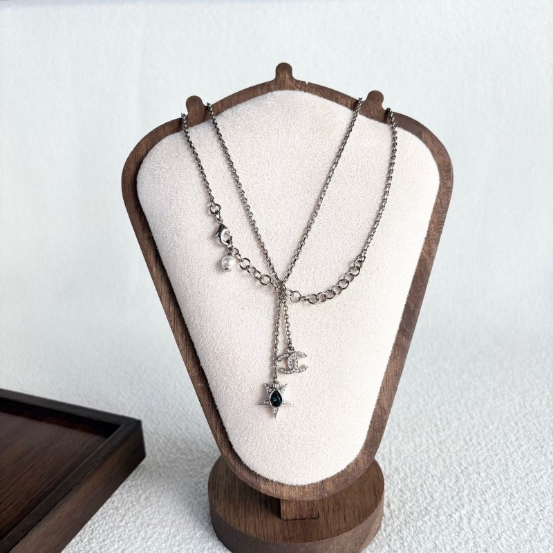 CHANEL23P綠寶石星星項鍊雙C滿鑽 鏈長50cm 墜長5cm 98新配件塵袋-1