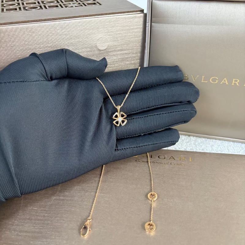Bvlgari詠綻系列單鑽花朵項鍊18k玫瑰金 鏈長約42 99新配件盒子 保卡 購證-5