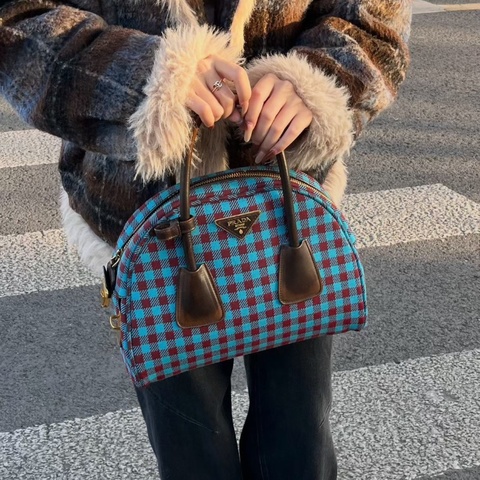Prada 藍紅格紋保齡球包 小號31×15×24 98新配件塵袋