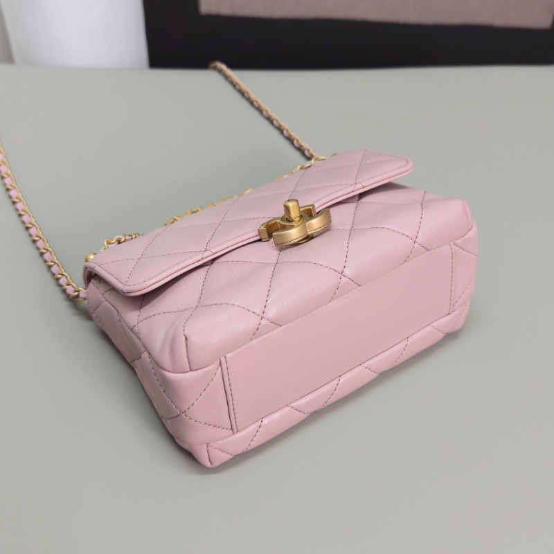 CHANEL粉色珍珠字母鏈條包17*12*8.5 98新配件塵袋-5
