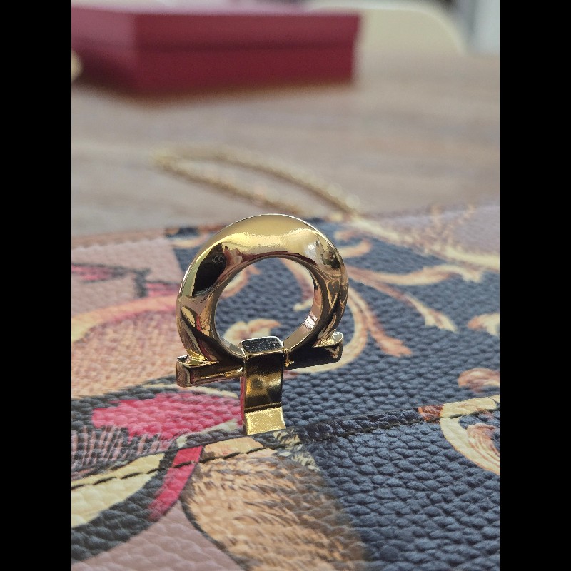 (近新閒置品)Ferragamo鍊帶肩背包-5