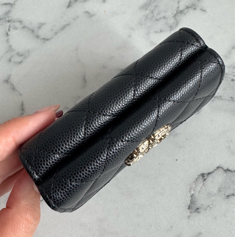 Chanel黑荔枝銀蛇鏈雙C雙層釦式短夾-2