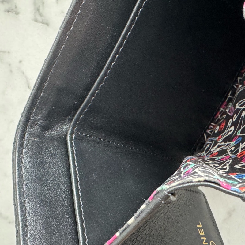 Chanel黑荔枝銀蛇鏈雙C雙層釦式短夾-21