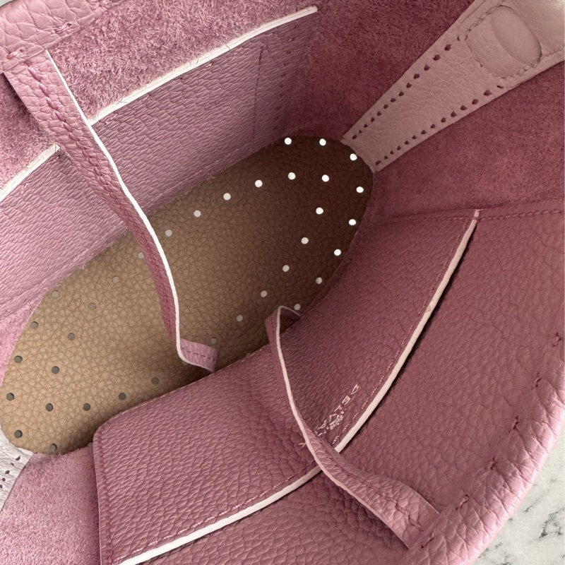 Delvaux 暗粉皮革白邊手提水桶包❤️‍🔥貴婦愛用-19