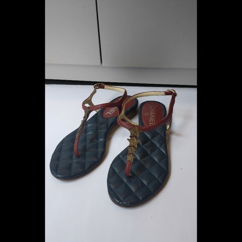 Chanel 藍底菱格紅皮邊星星平底涼鞋
