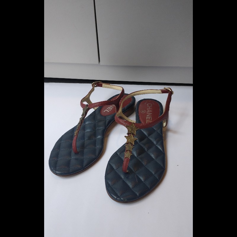 Chanel 藍底菱格紅皮邊星星平底涼鞋-0