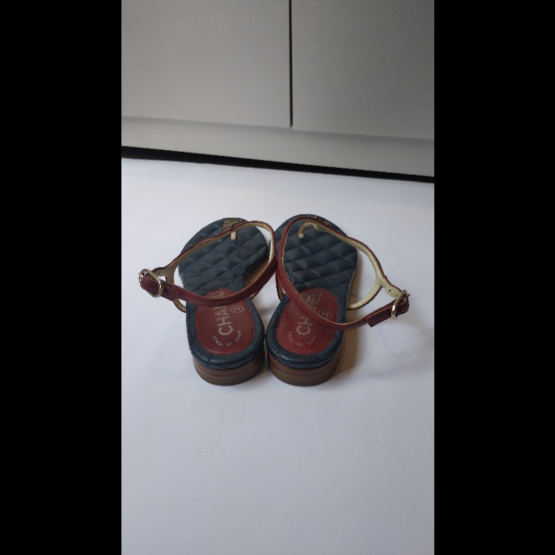 Chanel 藍底菱格紅皮邊星星平底涼鞋-1