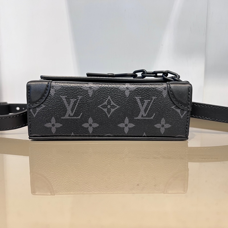 LV黑灰原花黑釦Steamer下蓋前迴紋針鏈袋斜背包-2