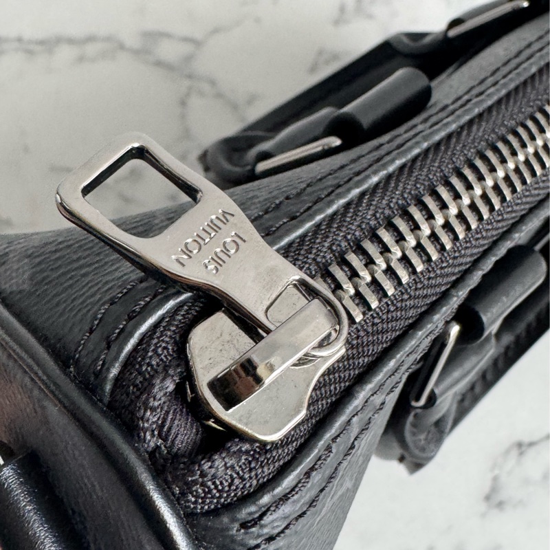 LV MM45947黑花紋keepall xs 絕版買不到了🥹-16