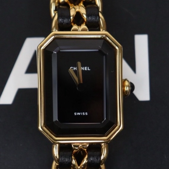 Chanel 方糖首映錶S號-5
