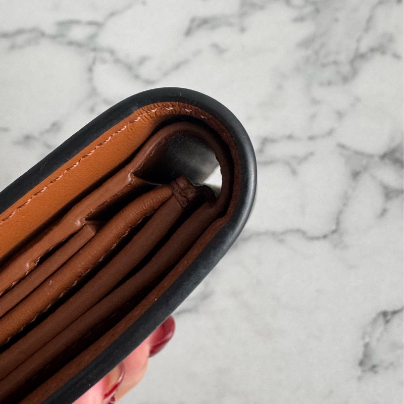 Celine 咖花紋凱旋門logo釦式短夾-10