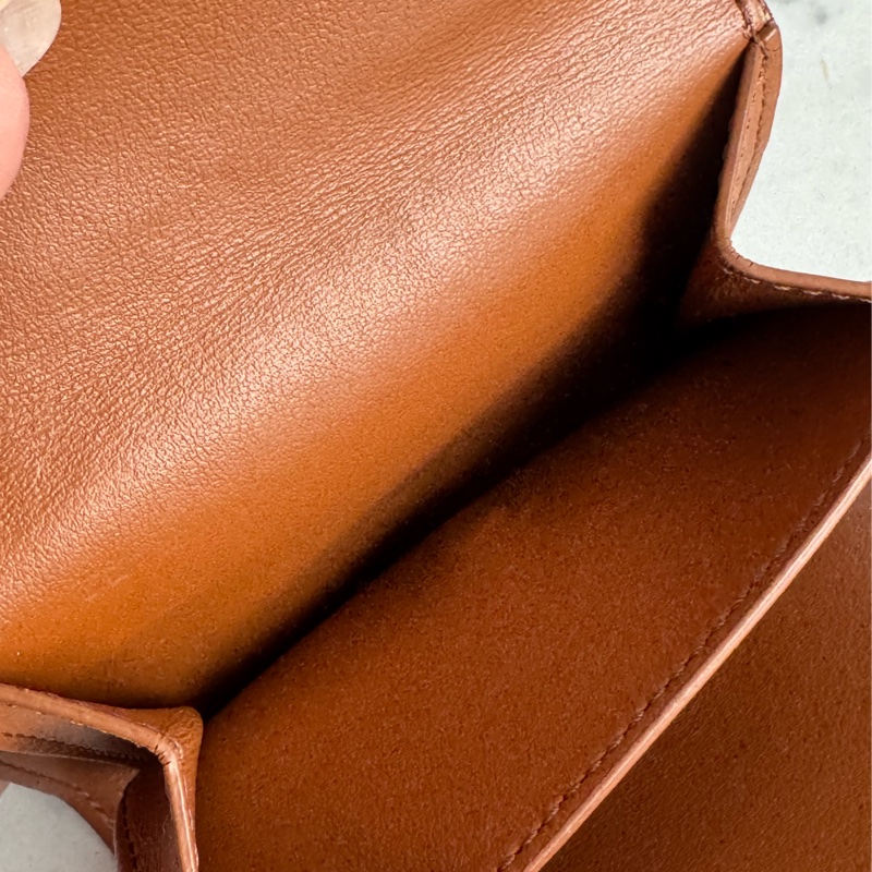 Celine 咖花紋凱旋門logo釦式短夾-18