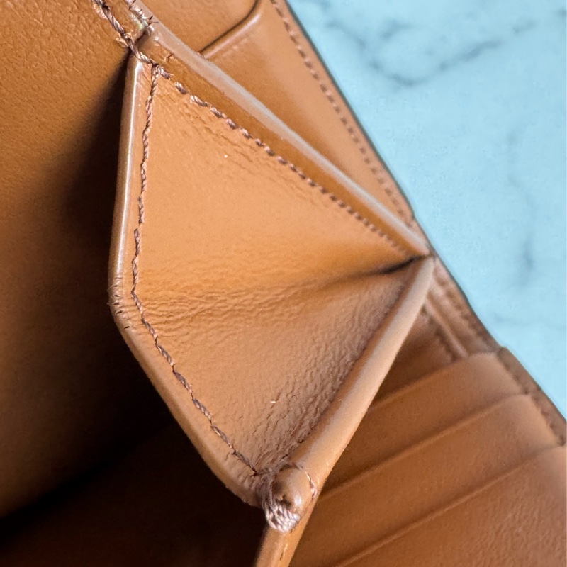 Celine 咖花紋凱旋門logo釦式短夾-21