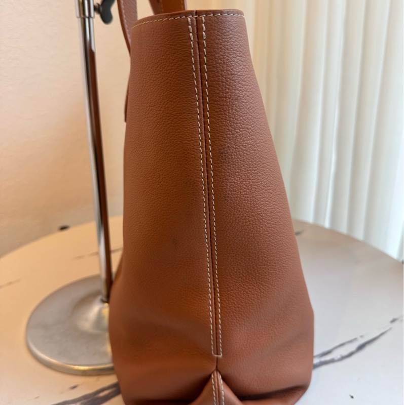 LV M25342棕皮革金鎖頭雙肩包 超時髦-3