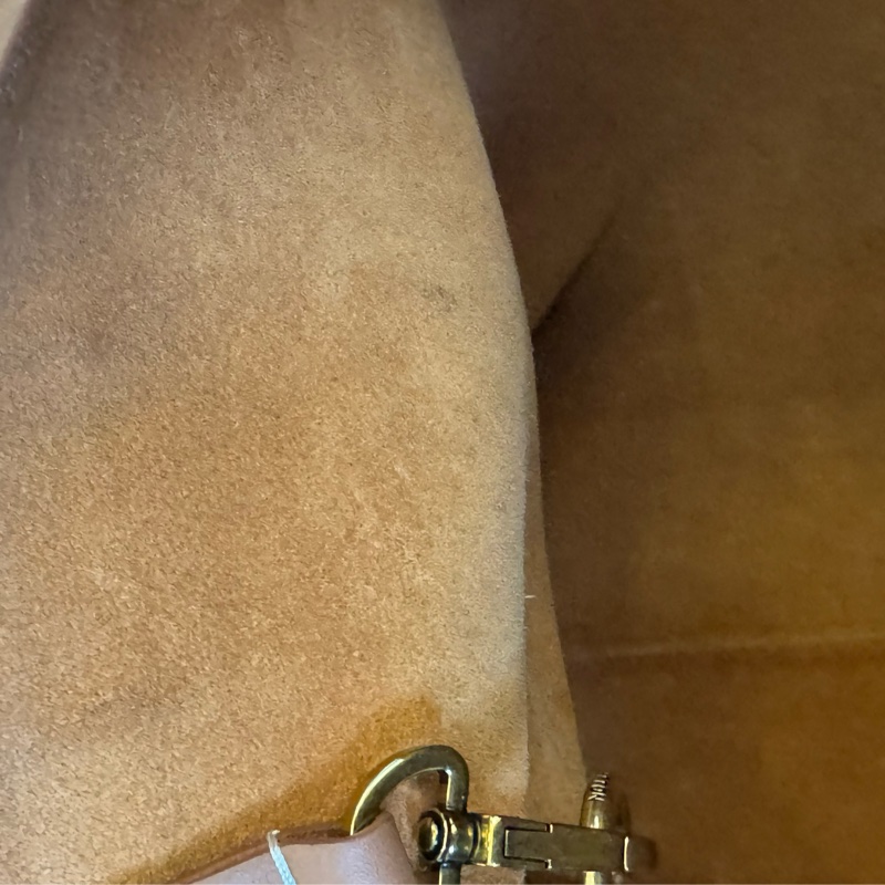 LV M25342棕皮革金鎖頭雙肩包 超時髦-28