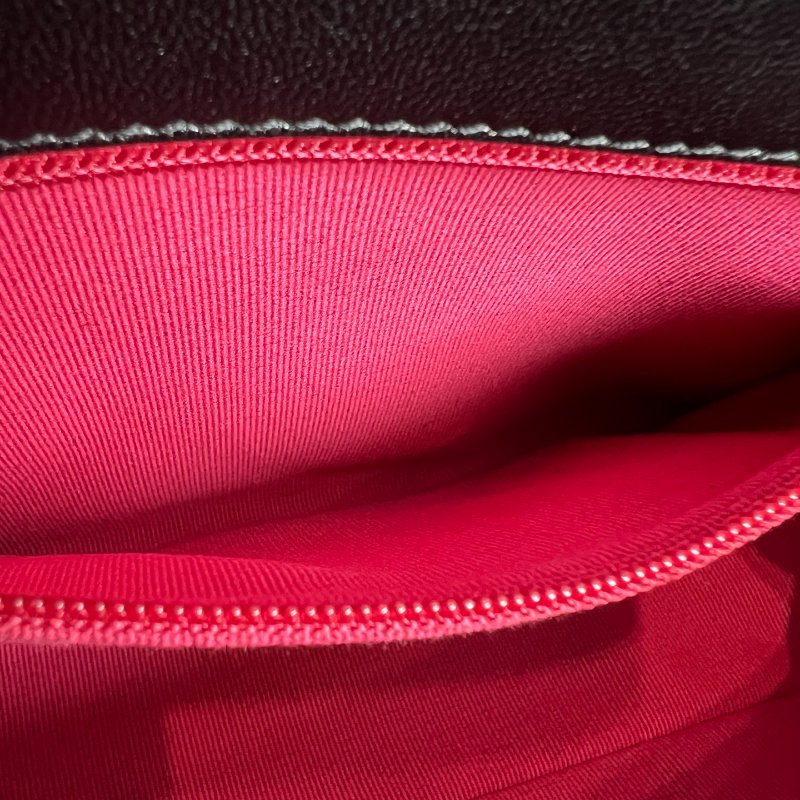 CHANEL CF20愛心法郎扣側肩包 黑羊皮 AS3986/晶片款-7