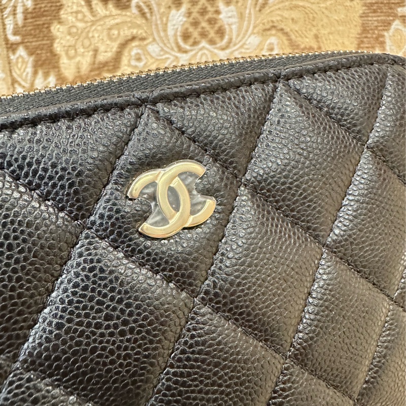 Chanel 黑荔枝皮金釦皮穿鍊貝殼包 AP4016-8