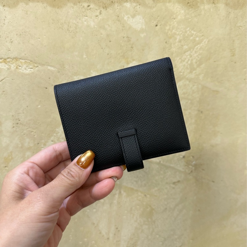 Hermes 89 Nior黑色Epson皮金釦內4卡零錢袋Bearn短夾-1