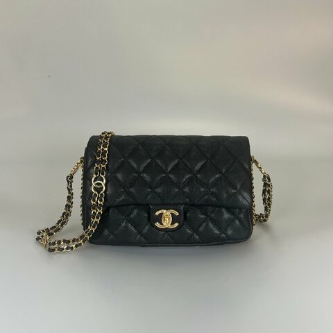 CHANEL 黑荔枝皮雙C鍊背帶側肩包 AS3777/晶片款