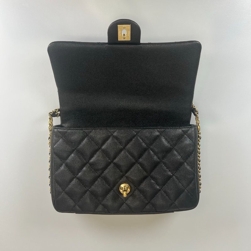 CHANEL 黑荔枝皮雙C鍊背帶側肩包 AS3777/晶片款-5