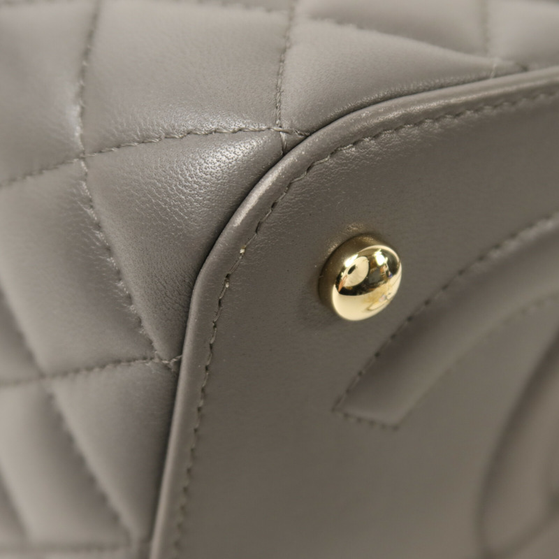 CHANEL 羊皮皮革Vanity Case金扣鏈帶手挽肩背兩用袋-11