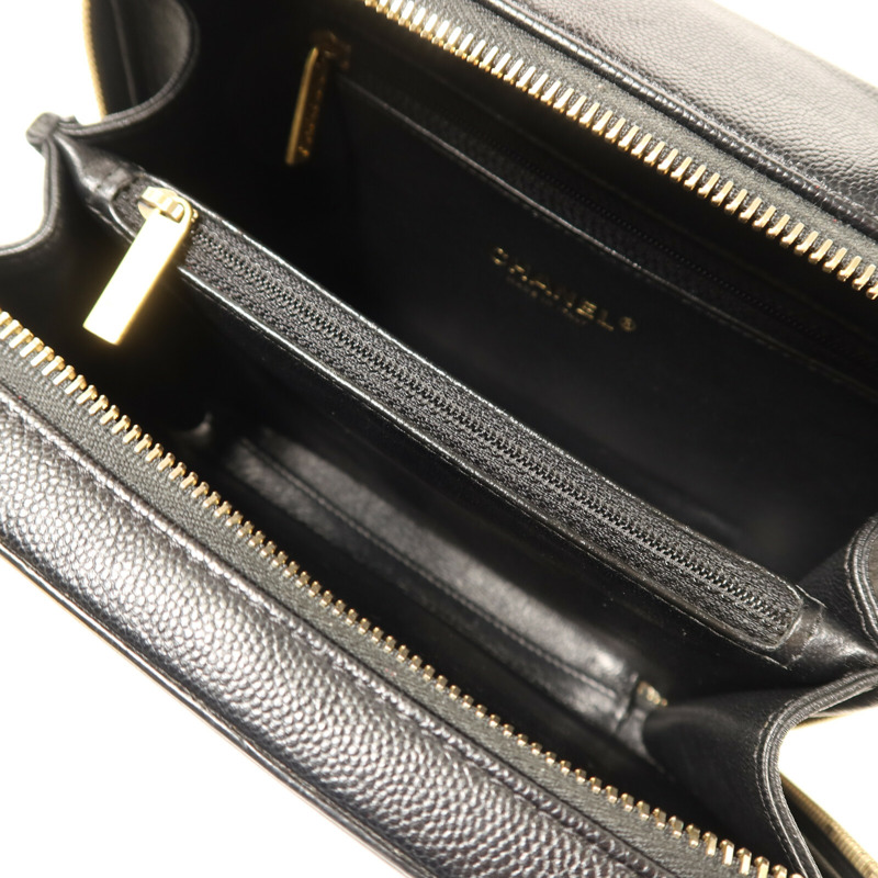CHANEL 牛皮皮革Vanity Case金扣鏈帶肩背袋-4