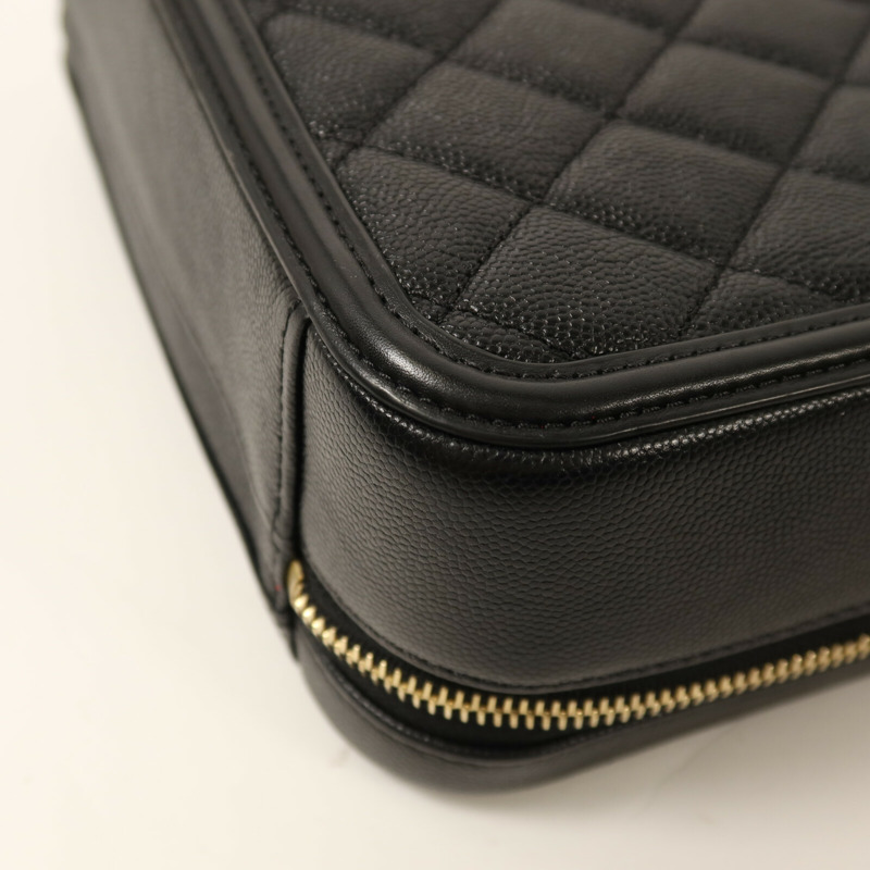 CHANEL 牛皮皮革Vanity Case金扣鏈帶肩背袋-15